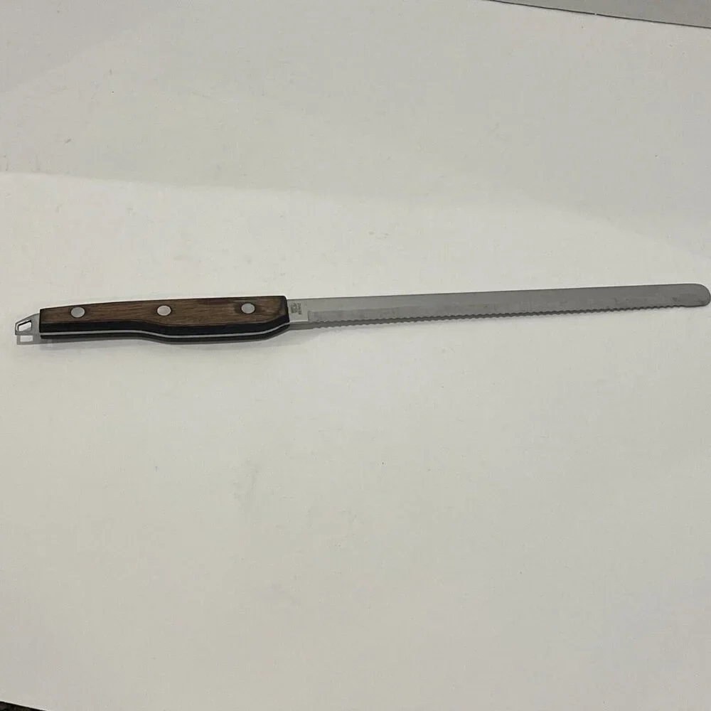 Royalton 8.5” Serrated Blade- Bread Meat Knife‎ Kitchen Utensil Wood Handle